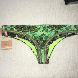 maaji bikini bottom. size XS 🌟